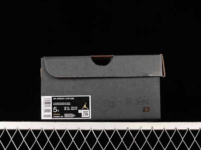 All categories Air Jordan Jordan series basketball shoes Air Jordan 1 Low G version pure original Air Jordan 1 Low AJ1 Joe 1 white and black powder low-top cultural leisure sports sneakers DM8960-801